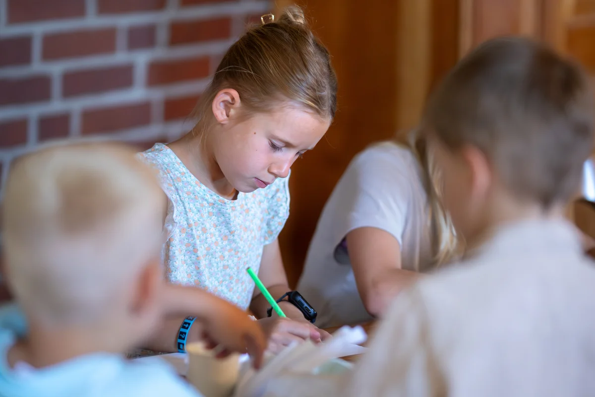 Kindergottesdienst während des Gottesdienstes in Belm